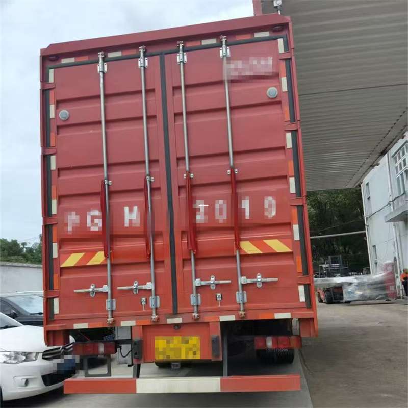 安新县普定县进仓物流：专线直达的多元货运之旅